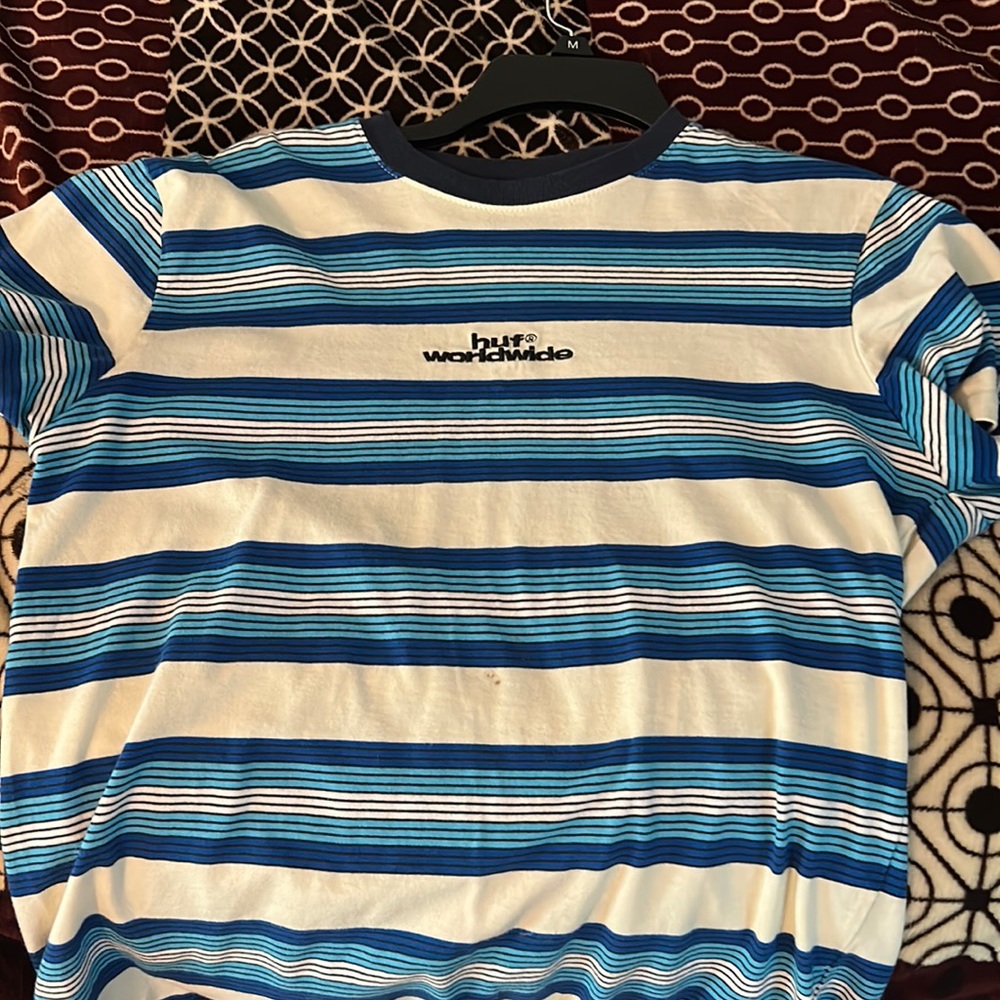 Size small huf shirt